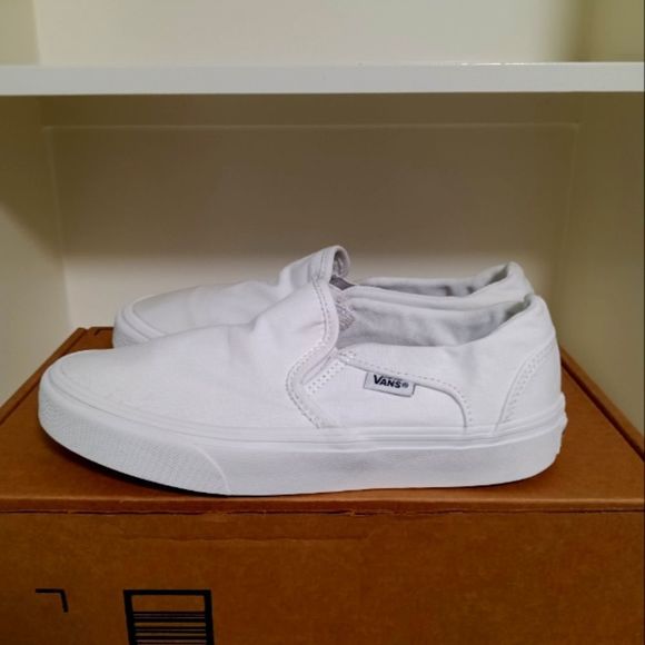 Vans Shoes Vans Asher Women Low Skate Sneakers Size 65floor Display